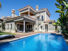 Villa Ada
